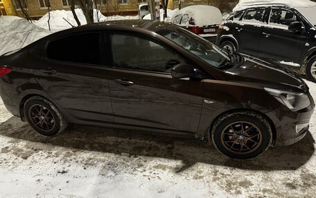 Hyundai Solaris II рестайлинг, 2016 год, 830 000 рублей, 2 фотография