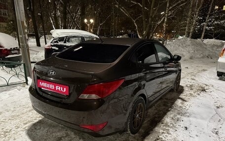 Hyundai Solaris II рестайлинг, 2016 год, 830 000 рублей, 3 фотография