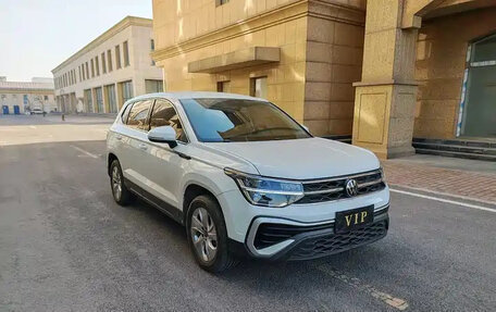 Volkswagen Tharu, 2023 год, 2 017 000 рублей, 8 фотография