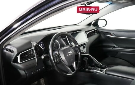 Toyota Camry, 2019 год, 2 097 000 рублей, 5 фотография