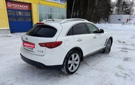 Infiniti FX II, 2012 год, 2 350 000 рублей, 6 фотография