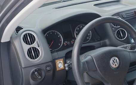 Volkswagen Tiguan I, 2008 год, 1 000 000 рублей, 20 фотография