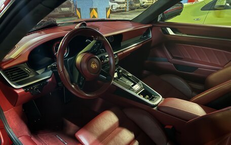 Porsche 911, 2020 год, 28 000 000 рублей, 5 фотография