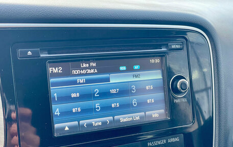 Mitsubishi Outlander III рестайлинг 3, 2014 год, 1 400 000 рублей, 15 фотография