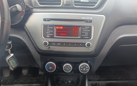 KIA Rio III рестайлинг, 2016 год, 950 000 рублей, 19 фотография