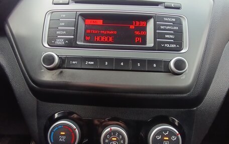 KIA Rio III рестайлинг, 2016 год, 950 000 рублей, 25 фотография