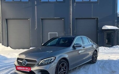 Mercedes-Benz C-Класс, 2019 год, 3 750 000 рублей, 6 фотография