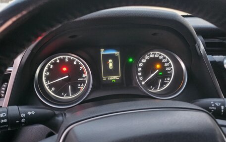 Toyota Camry, 2019 год, 2 250 000 рублей, 12 фотография