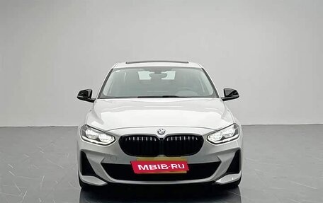 BMW 1 серия, 2022 год, 1 660 000 рублей, 2 фотография