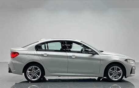 BMW 1 серия, 2022 год, 1 660 000 рублей, 7 фотография