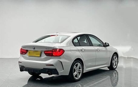 BMW 1 серия, 2022 год, 1 660 000 рублей, 6 фотография