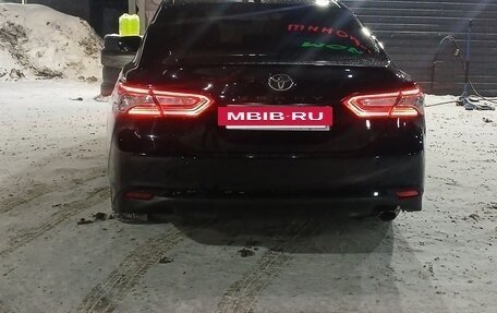 Toyota Camry, 2019 год, 2 820 000 рублей, 3 фотография