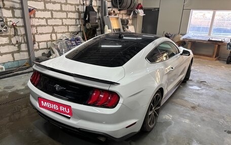 Ford Mustang VI рестайлинг, 2020 год, 3 700 000 рублей, 5 фотография