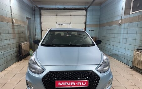 Hyundai Solaris II рестайлинг, 2011 год, 550 000 рублей, 1 фотография