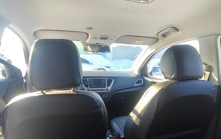 Hyundai Solaris II рестайлинг, 2021 год, 1 700 000 рублей, 11 фотография