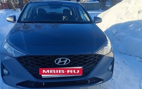 Hyundai Solaris II рестайлинг, 2021 год, 1 700 000 рублей, 7 фотография