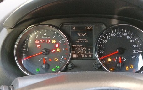 Nissan Qashqai, 2010 год, 900 000 рублей, 7 фотография