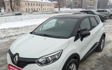 Renault Kaptur I рестайлинг, 2016 год, 1 395 000 рублей, 3 фотография