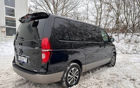 Hyundai Grand Starex Grand Starex I рестайлинг 2, 2020 год, 4 420 000 рублей, 5 фотография