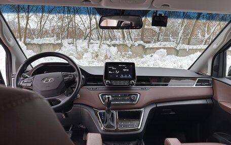 Hyundai Grand Starex Grand Starex I рестайлинг 2, 2020 год, 4 420 000 рублей, 15 фотография