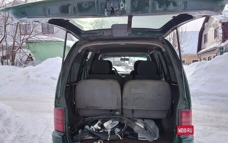 Nissan Serena I, 1997 год, 285 000 рублей, 9 фотография