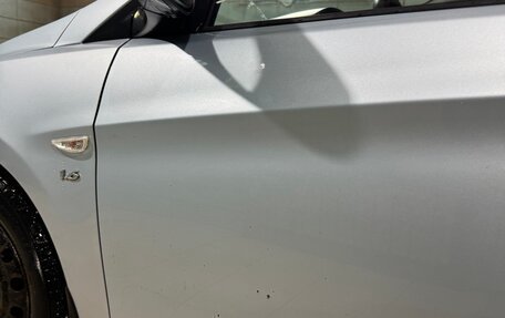 Hyundai Solaris II рестайлинг, 2011 год, 550 000 рублей, 8 фотография