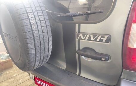 Chevrolet Niva I рестайлинг, 2006 год, 380 000 рублей, 35 фотография