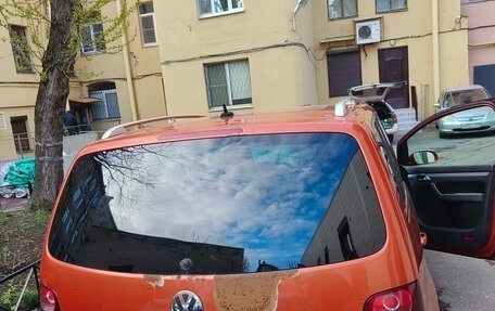 Volkswagen Touran III, 2008 год, 450 000 рублей, 4 фотография