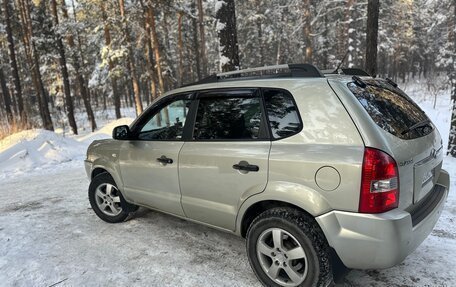 Hyundai Tucson III, 2004 год, 1 100 000 рублей, 21 фотография