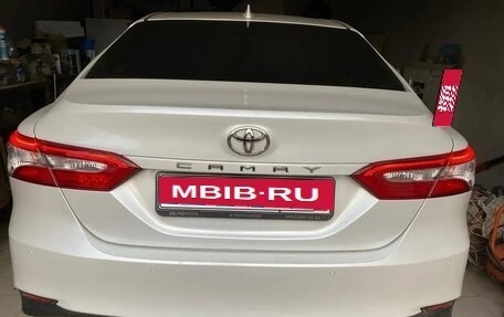 Toyota Camry, 2021 год, 3 050 000 рублей, 1 фотография