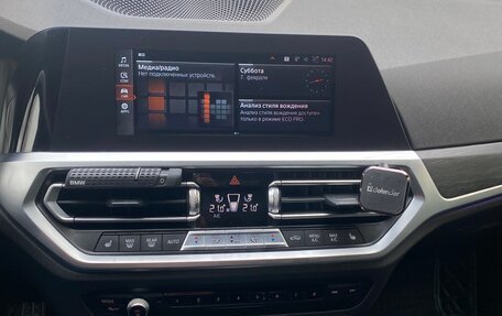 BMW 3 серия, 2021 год, 4 250 000 рублей, 13 фотография