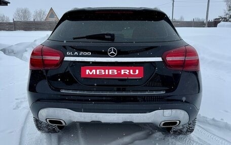 Mercedes-Benz GLA, 2017 год, 1 950 000 рублей, 5 фотография