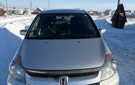Honda Stream I рестайлинг, 2004 год, 570 000 рублей, 5 фотография