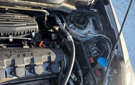 Honda Stream I рестайлинг, 2004 год, 570 000 рублей, 12 фотография