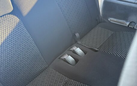 Honda Stream I рестайлинг, 2004 год, 570 000 рублей, 10 фотография