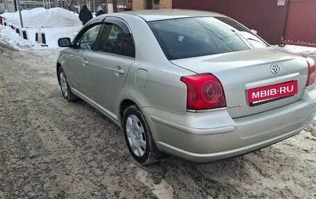 Toyota Avensis III рестайлинг, 2005 год, 500 000 рублей, 8 фотография