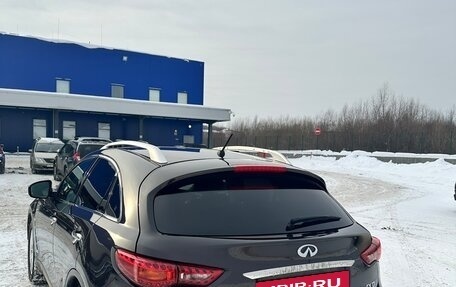 Infiniti FX II, 2011 год, 2 190 000 рублей, 25 фотография