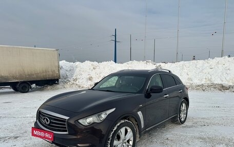 Infiniti FX II, 2011 год, 2 190 000 рублей, 31 фотография