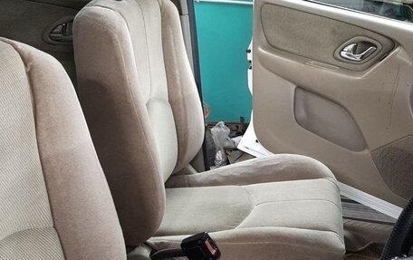 Mazda Tribute II, 2001 год, 650 000 рублей, 9 фотография