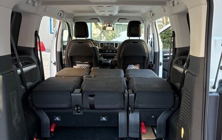 Peugeot Traveller I, 2021 год, 3 850 000 рублей, 18 фотография