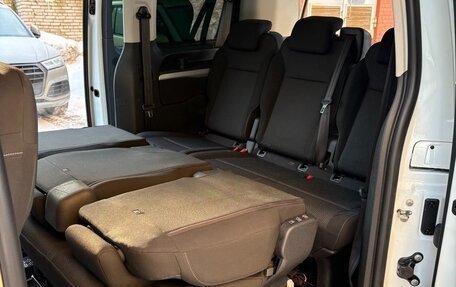 Peugeot Traveller I, 2021 год, 3 850 000 рублей, 20 фотография