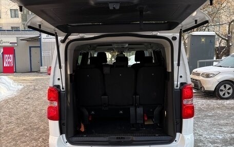 Peugeot Traveller I, 2021 год, 3 850 000 рублей, 16 фотография