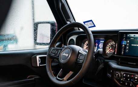 Jeep Wrangler, 2024 год, 2 800 000 рублей, 15 фотография