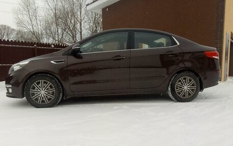 KIA Rio III рестайлинг, 2015 год, 920 000 рублей, 4 фотография