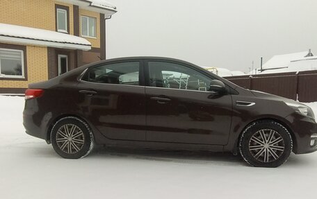 KIA Rio III рестайлинг, 2015 год, 920 000 рублей, 3 фотография