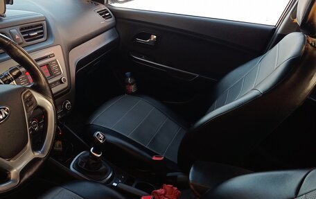 KIA Rio III рестайлинг, 2015 год, 920 000 рублей, 7 фотография