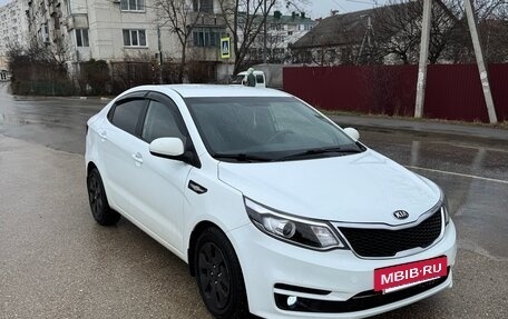 KIA Rio III рестайлинг, 2016 год, 1 095 000 рублей, 2 фотография