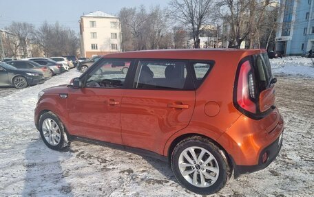 KIA Soul II рестайлинг, 2019 год, 1 670 000 рублей, 2 фотография