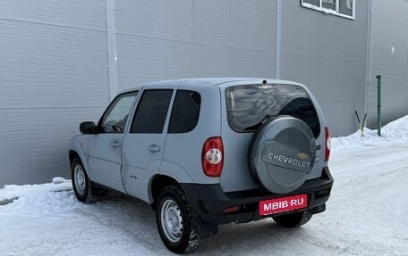 Chevrolet Niva I рестайлинг, 2011 год, 375 000 рублей, 6 фотография