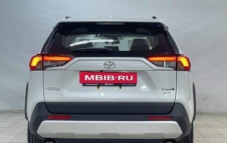 Toyota RAV4, 2025 год, 4 130 000 рублей, 6 фотография